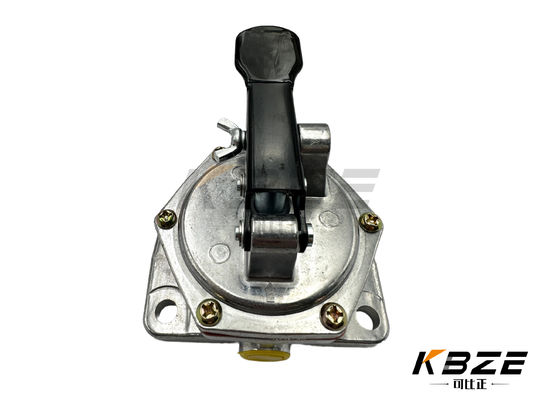 6261-71-8240 6261718240 4 หลุม ปั๊มก๊าซน้ํามันสําหรับ KOMATSU PC400-7 PC400-8